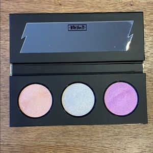 Kat Von D Metal Crush Extreme Highlighter Palette